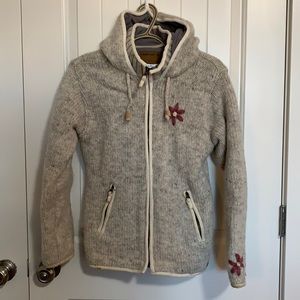 Laundromat 100% Wool sweater.  Cottage core.  Granny core.  Shacket